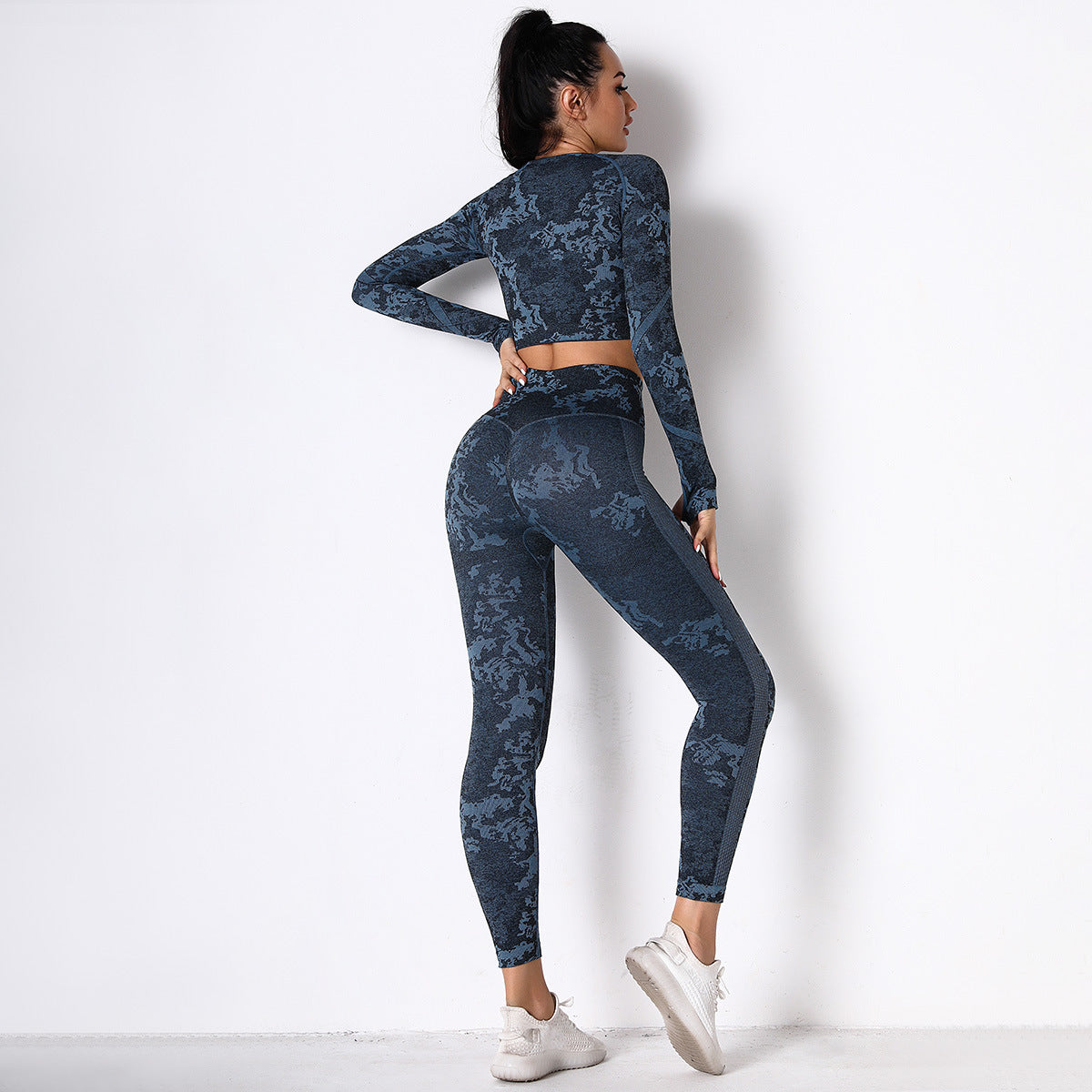 Seamless Knit Camouflage Long Sleeve Workout Suit