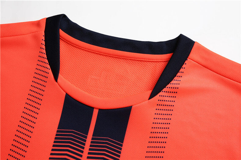 Custom_Mens_Football_Jerseys_Personalized_Youth_Soccer_Uniform_maker