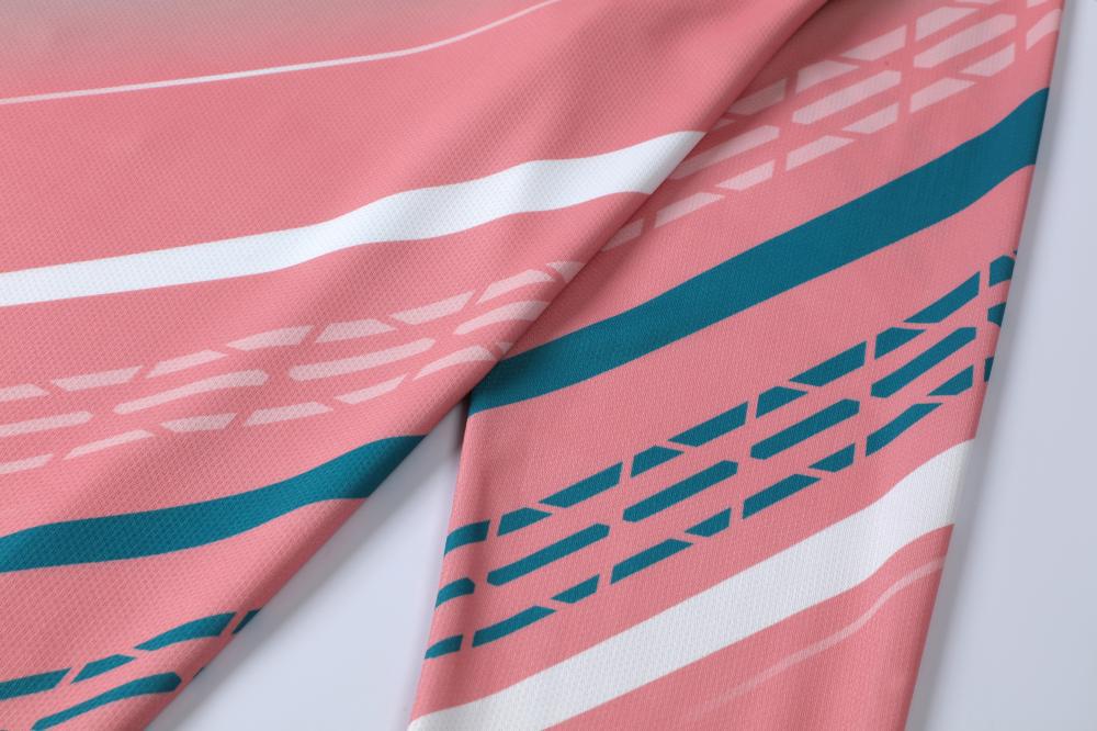 wholesale_Custom_Logo_Pink_Green_Long_Sleeve_Football_Goalkeeper_Jersey